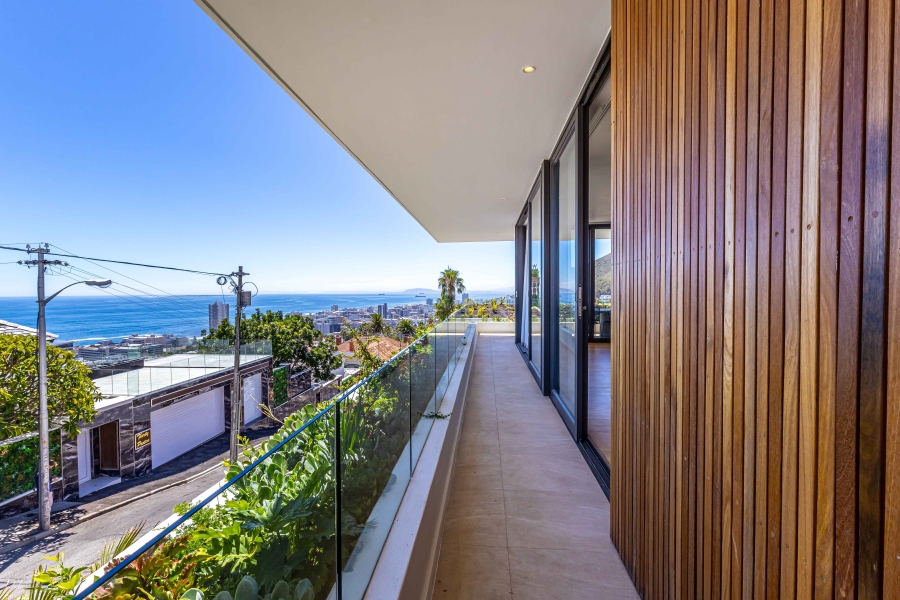 4 Bedroom Property for Sale in Fresnaye Western Cape